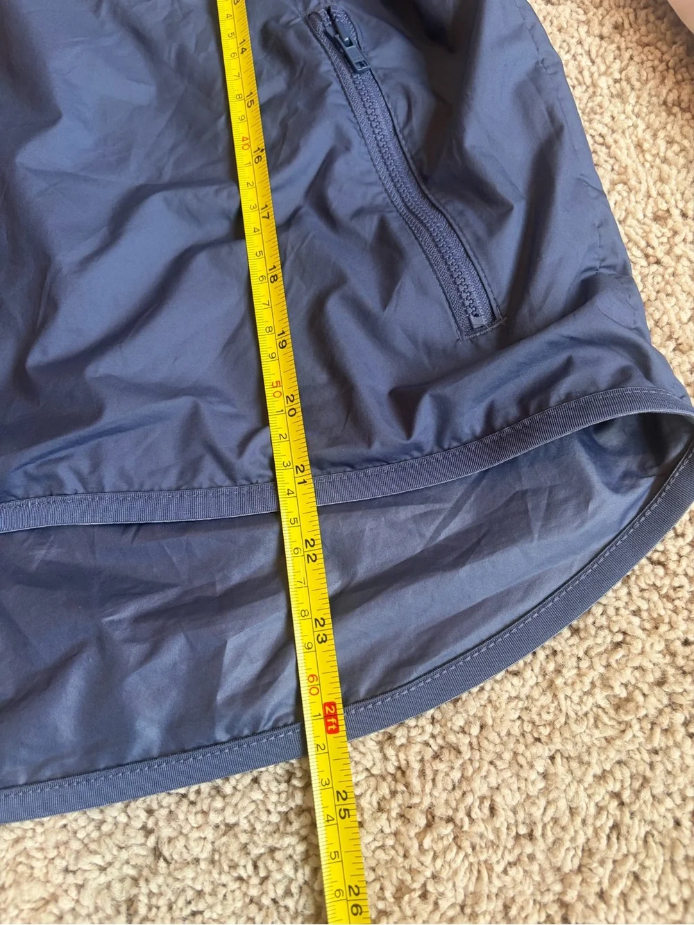 Nike Women’s Light Pink and Light Navy Colorblock Hooded Windbreaker Size M